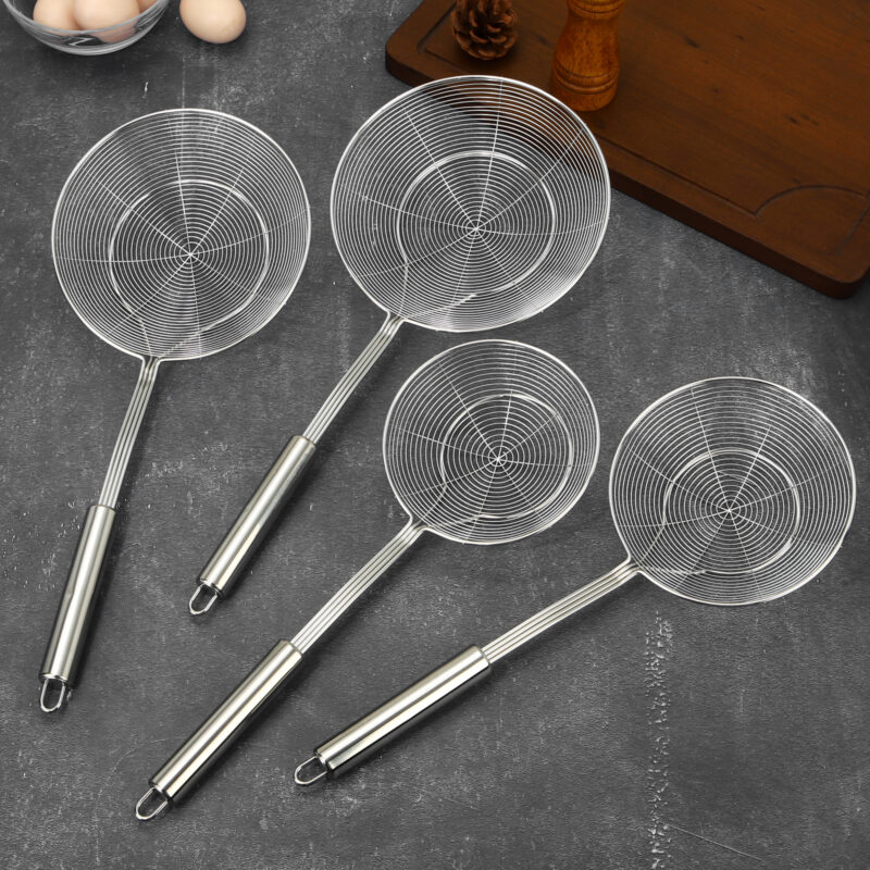 K502 Round Handle Four-Wire Skimmer